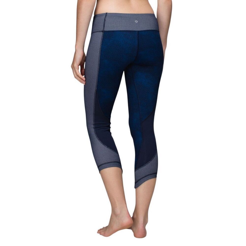 Lululemon Wunder Under Crop Size 4